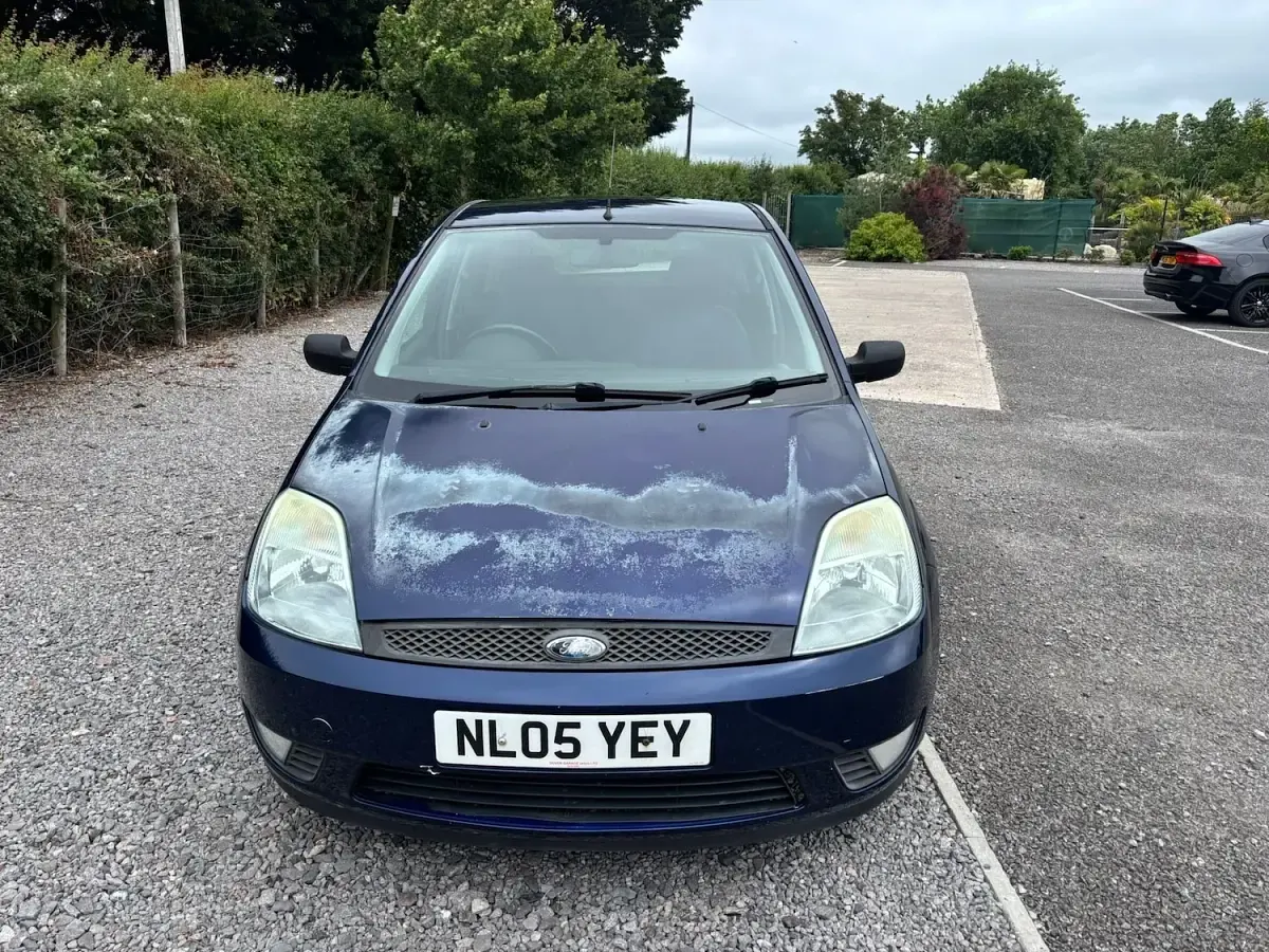 Used Ford Fiesta Zetec 79 HP (58 kW) 2005 Blue Hatchback