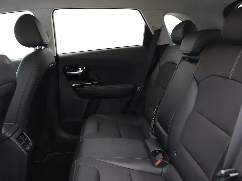 Used Kia Niro 139 HP (102 kW) 2022 Grey SUV