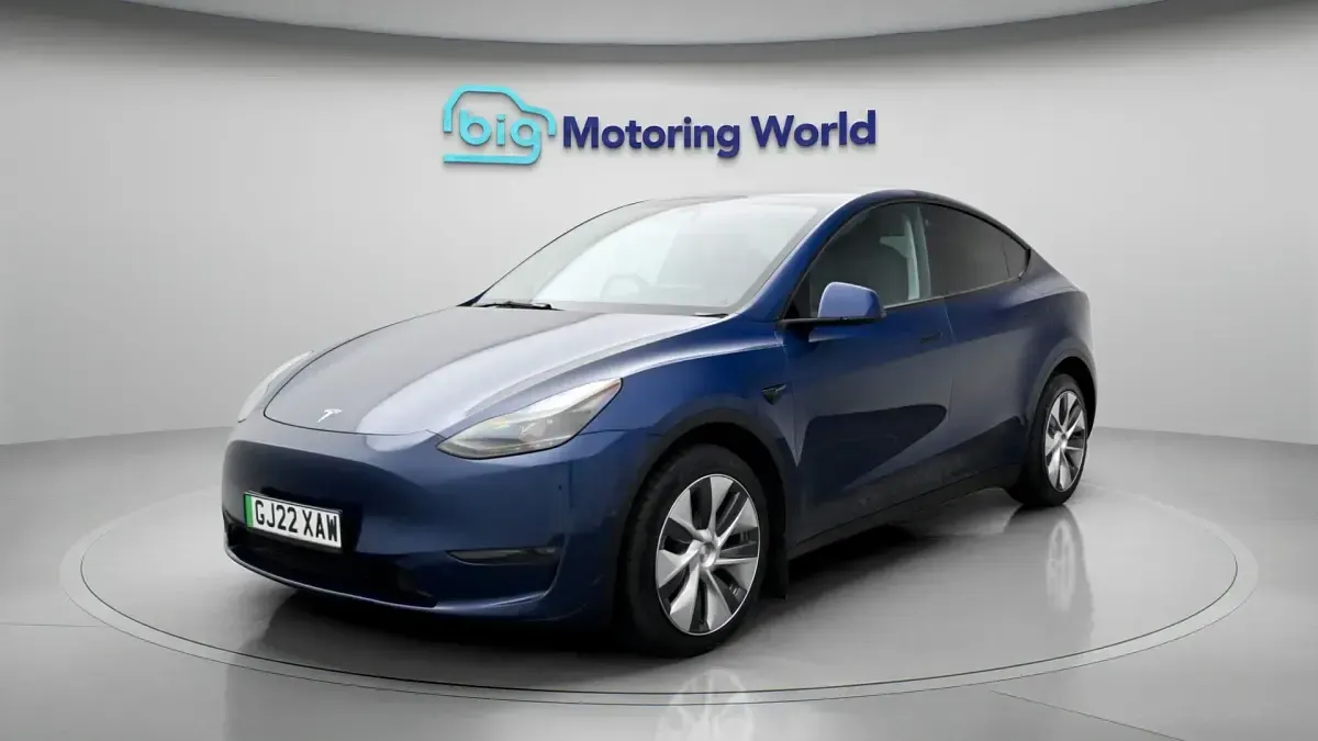 Used Tesla Model Y Long Range AWD 378 kW (514 HP) 2022 Blue SUV