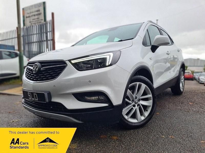White Used 2018 Vauxhall Mokka Active SUV | £5,150 (Fair price) - Image 1/3