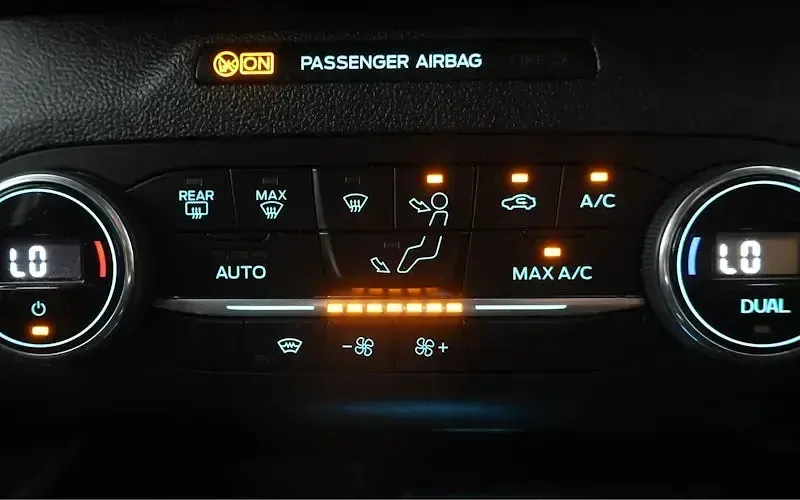 Used Ford Kuga ST-Line 150 HP (110 kW) 2021 Silver SUV