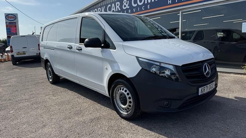 White Used 2021 Mercedes Vito Progressive MPV | £13,995 (Super price) - Image 1/4