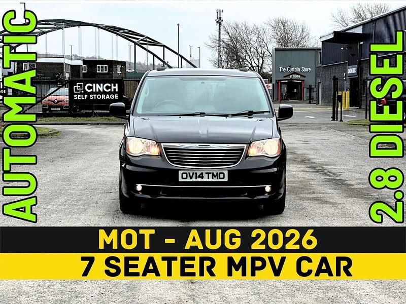 Used Chrysler Grand Voyager 2014 Black MPV