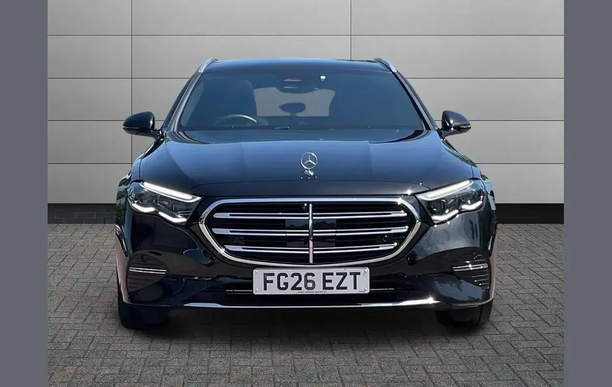 Used Mercedes E220 Premium 194 HP (142 kW) 2026 Black Estate