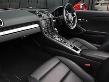 Used Porsche 718 Boxster 300 HP (220 kW) 2020 Red Cabriolet