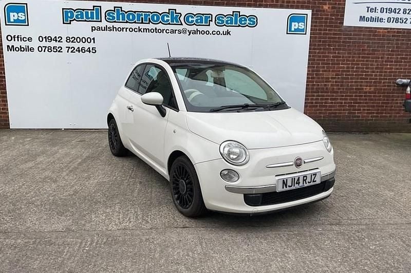 Used Fiat 500 Lounge 69 HP (50 kW) 2014 White Hatchback