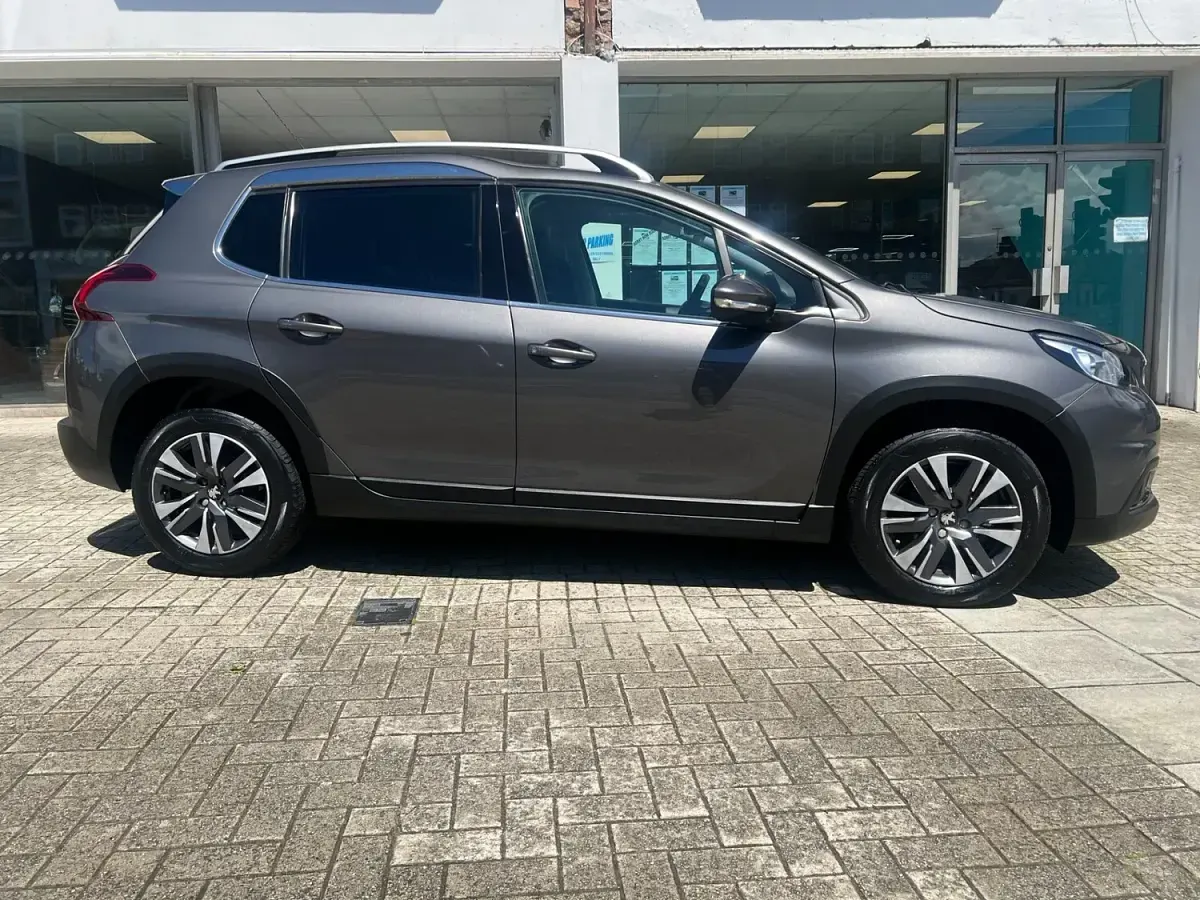 Used Peugeot 2008 Allure 2017 Grey SUV