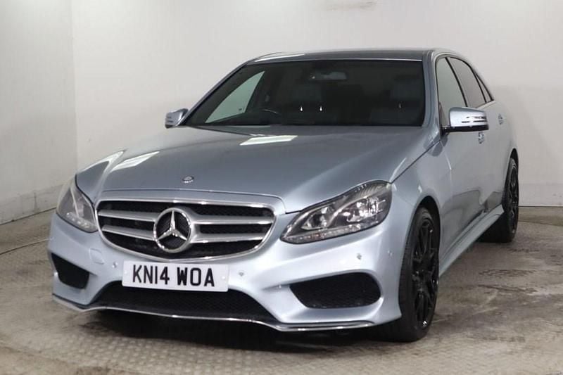 Used Mercedes E220 AMG 170 HP (125 kW) 2014 Silver Sedan