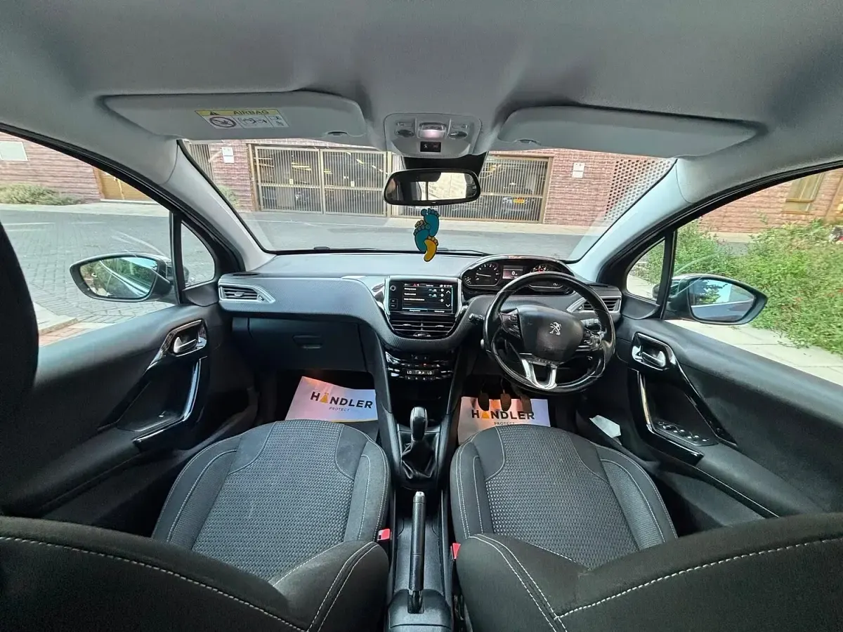 Used Peugeot 208 2018 Grey Hatchback