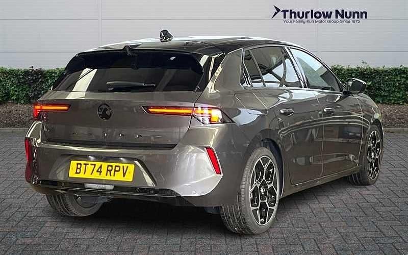 Used Vauxhall Astra Ultimate 131 HP (96 kW) 2025 Hatchback