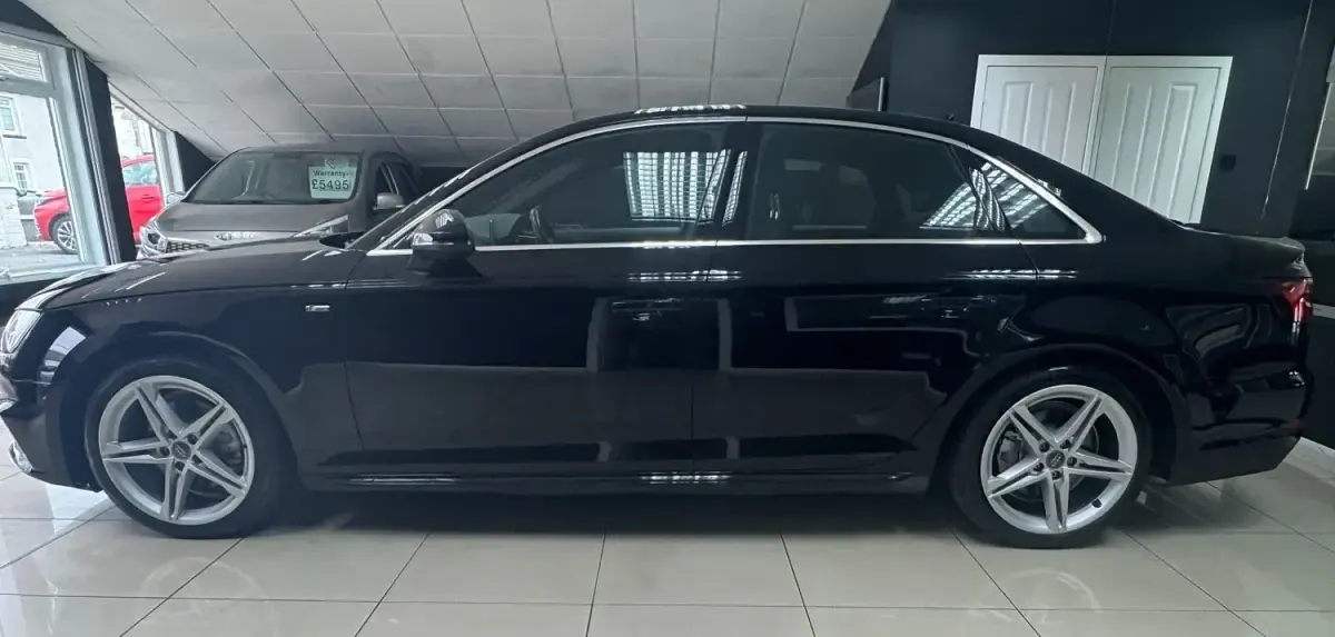 Used Audi A4 S-Line 150 HP (110 kW) 2017 Black Sedan