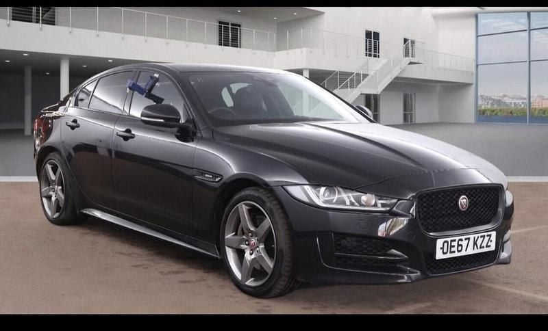 Used Jaguar XE R-Sport 240 HP (176 kW) 2017 Black Sedan