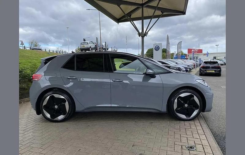 Used VW ID.3 Pro 147 kW (200 HP) 2025 Grey Hatchback