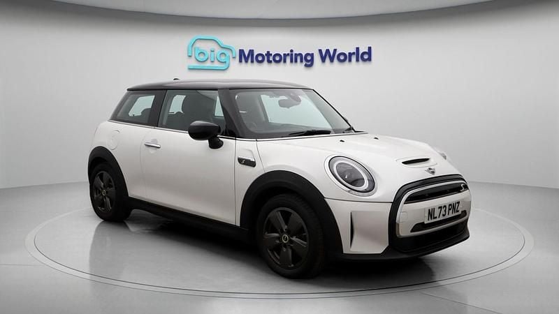 Used Mini Cooper S Hatch 135 kW (184 HP) 2023 White Hatchback