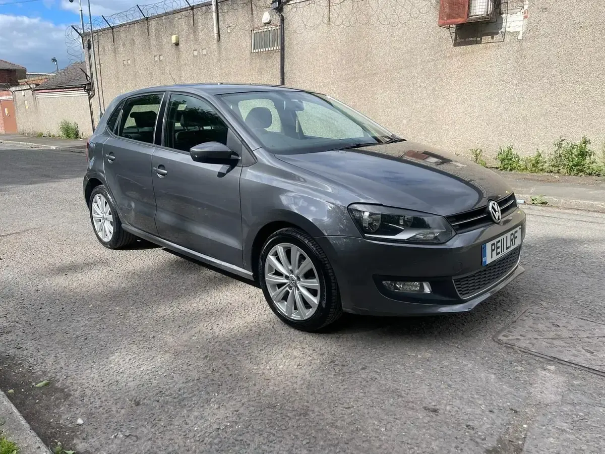 Used VW Polo SEL 2011 Grey Hatchback