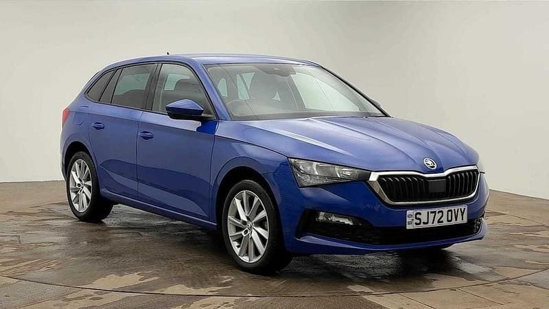 Energy blue Used 2022 Skoda 110 R SE L Estate | £14,995 (Good price) - Image 1/4