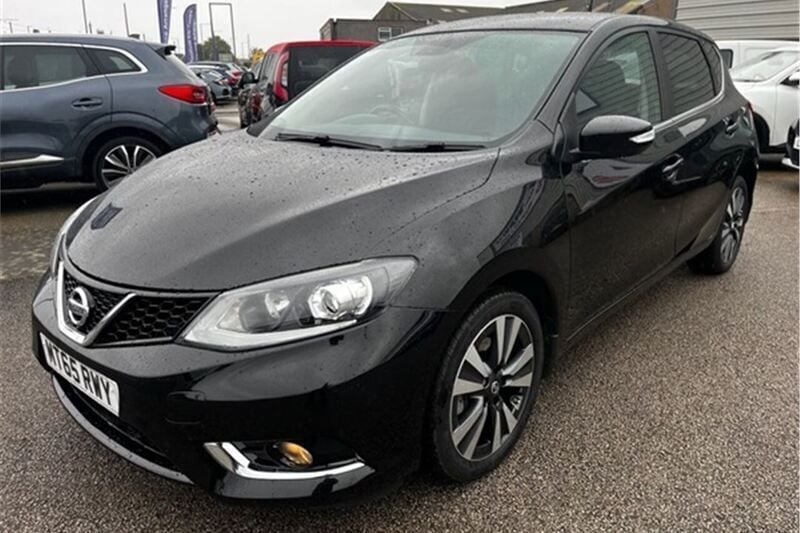 Black Used 2015 Nissan Pulsar N-TEC Hatchback | £6,995 (Fair price) - Image 1/2
