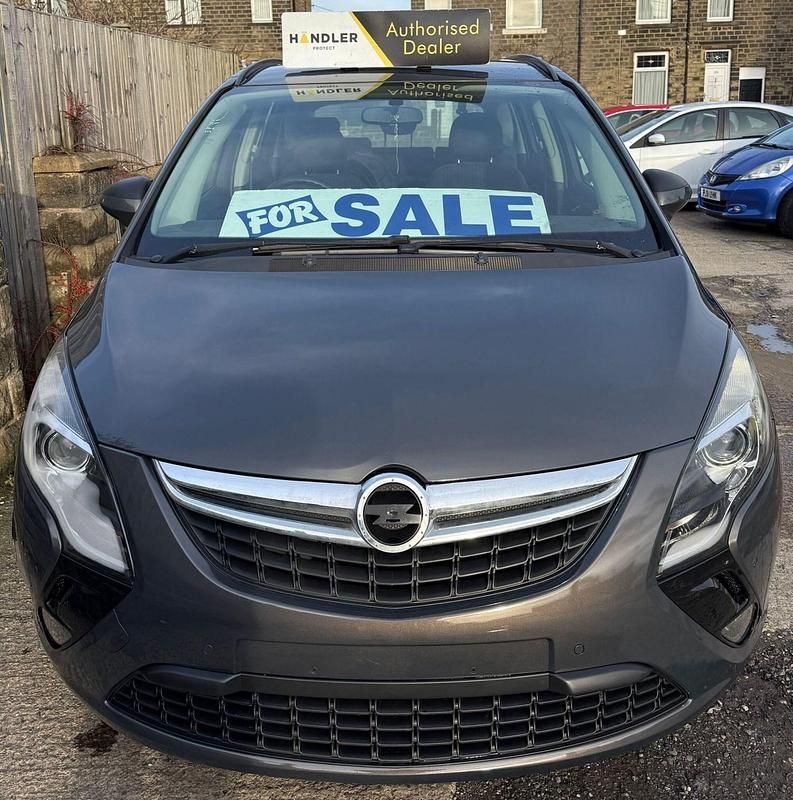 Used Vauxhall Zafira 2015 Grey MPV