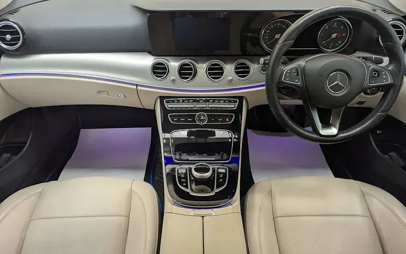 Used Mercedes E220 SE 194 HP (142 kW) 2020 Estate