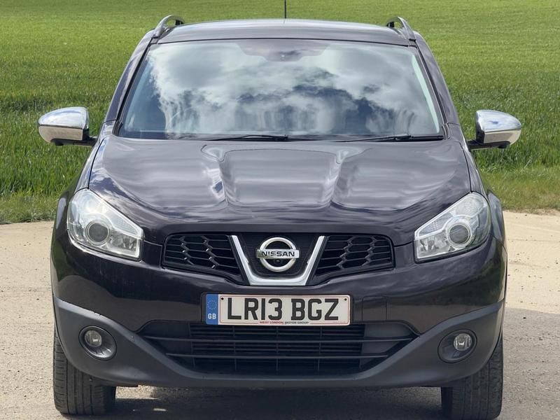 Used Nissan Qashqai 360º 110 HP (80 kW) 2013 Black SUV
