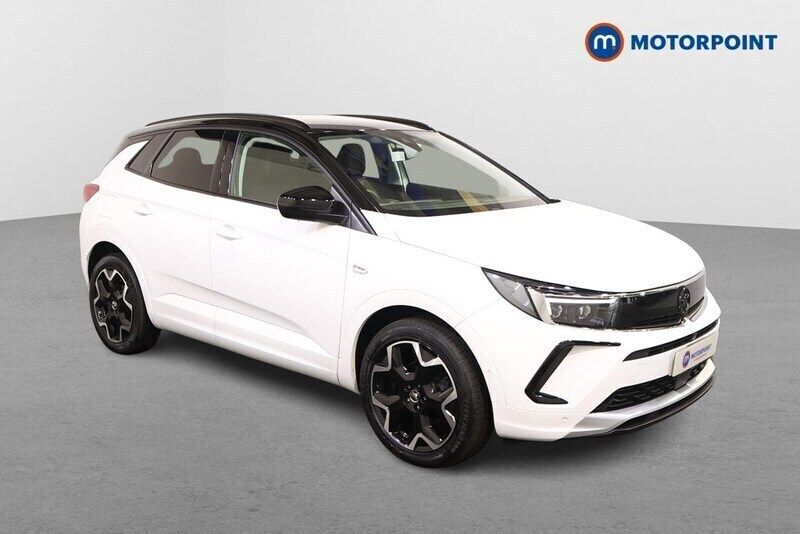 White Used 2023 Vauxhall Grandland X Ultimate SUV | £19,599 (Fair price) - Image 1/4
