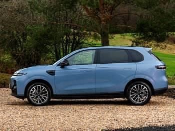 New Leapmotor B10 160 kW (218 HP) 2026 Blue SUV