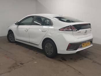 Used Hyundai Ioniq Premium 141 HP (103 kW) 2022 White Hatchback