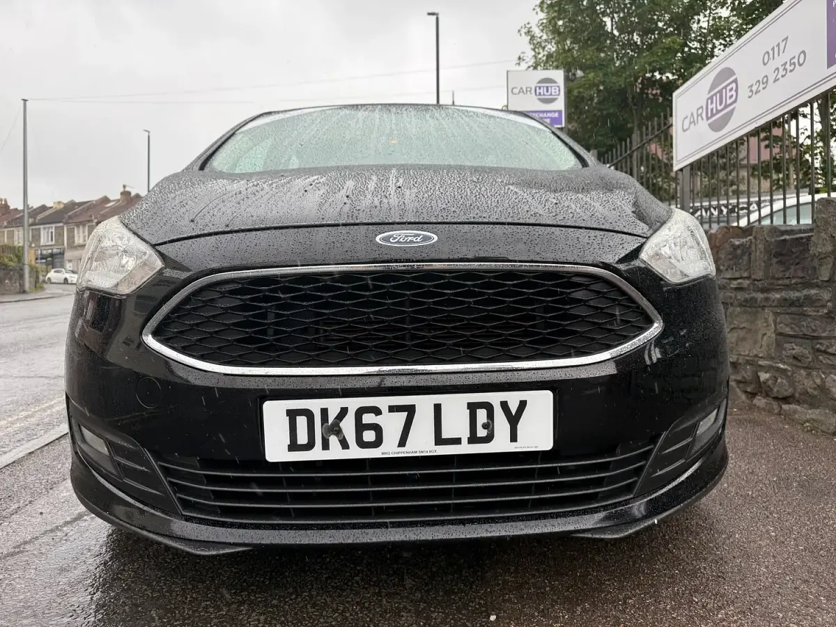 Used Ford C-MAX Zetec 120 HP (88 kW) 2017 Black MPV
