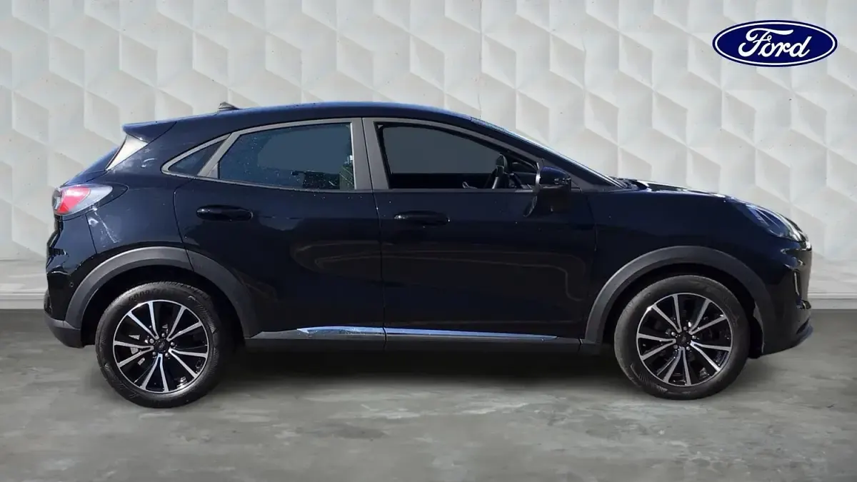 Used Ford Puma Titanium 125 HP (91 kW) 2022 Black SUV