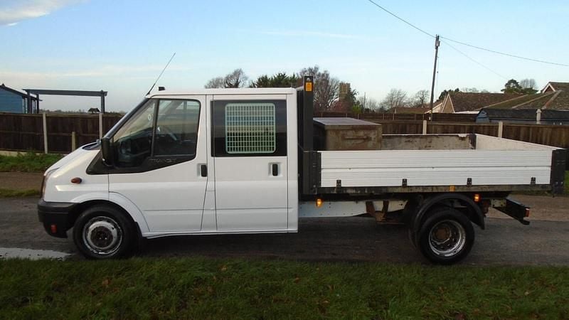 Used Ford Transit 125 HP (91 kW) 2014 White Sedan