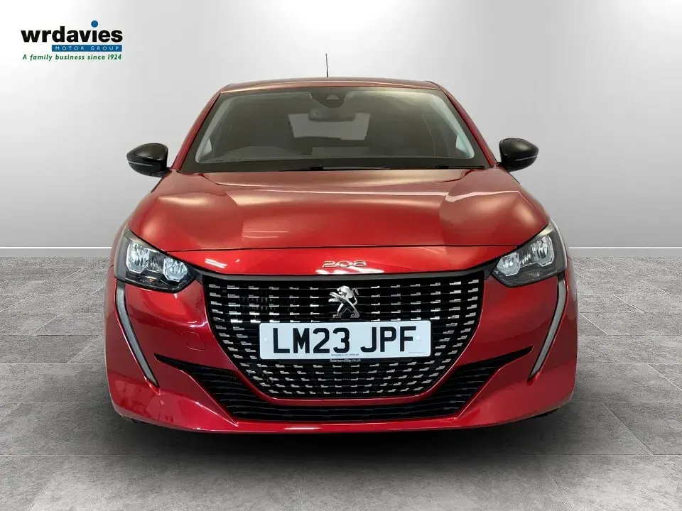 Used Peugeot 208 Allure+ 100 HP (73 kW) 2023 Red Hatchback
