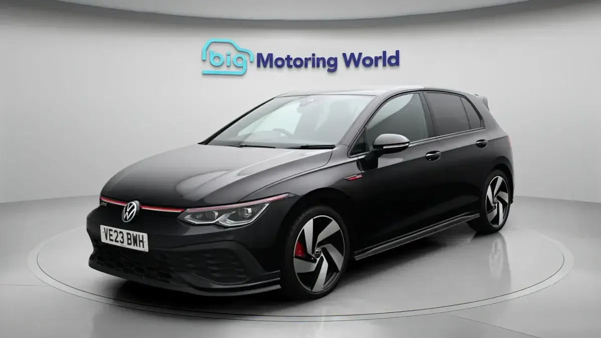 Used VW Golf VIII GTI Clubsport 300 HP (220 kW) 2023 Black Hatchback
