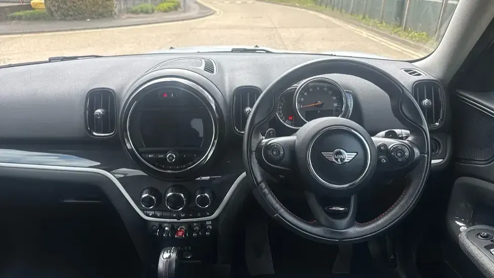 Used Mini Cooper S Countryman 192 HP (141 kW) 2018 White SUV