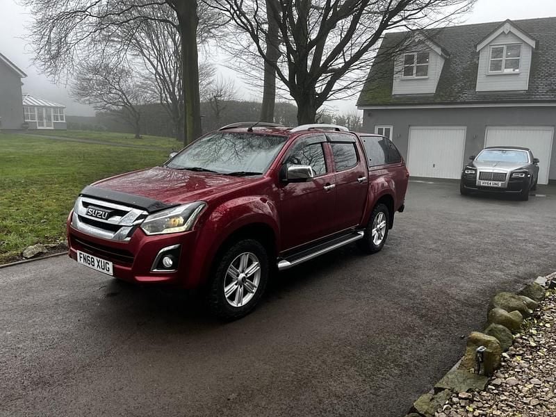 Red Used 2018 Isuzu D-Max Pickup | £14,950 (A bit pricey) - Image 1/4