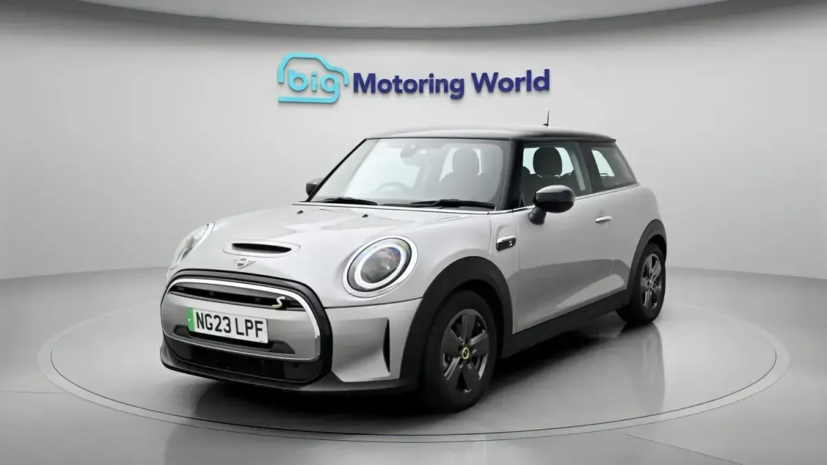 Used Mini Cooper S Hatch 135 kW (184 HP) 2023 Silver Hatchback