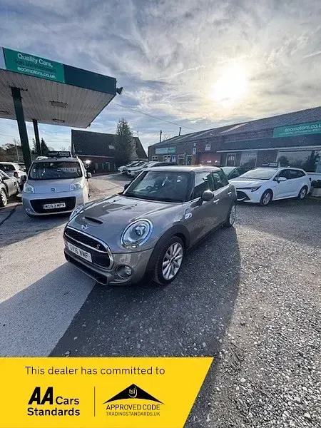 Used Mini Cooper S Hatch 170 HP (125 kW) 2016 Silver Hatchback
