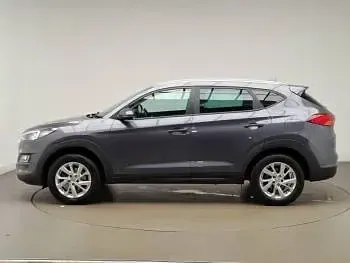 Usado Hyundai Tucson SE 132 CV (97 kW) 2019 Gris SUV