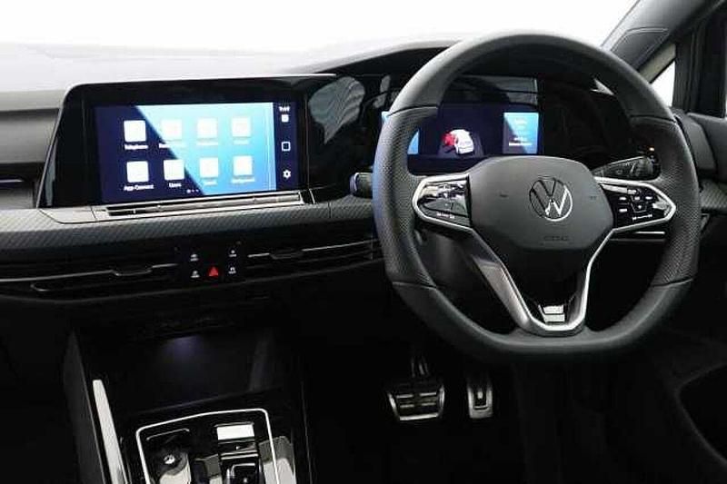 Used VW Golf VIII 150 HP (110 kW) 2024