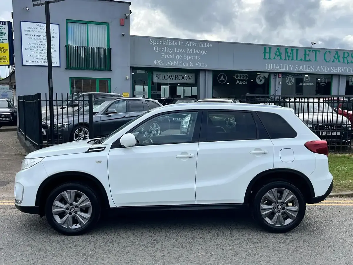 Used Suzuki Vitara SZ-T 140 HP (102 kW) 2019 White SUV