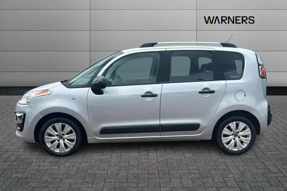 Usado Citroën C3 Picasso 99 HP (72 kW) 2017 Cinzento Monovolume
