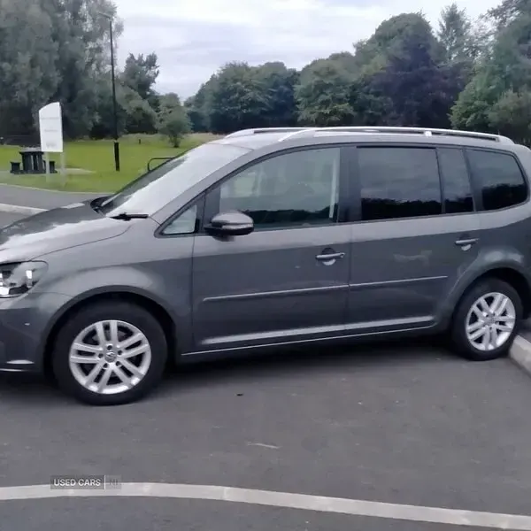Used VW Touran SE 105 HP (77 kW) 2015 Grey MPV