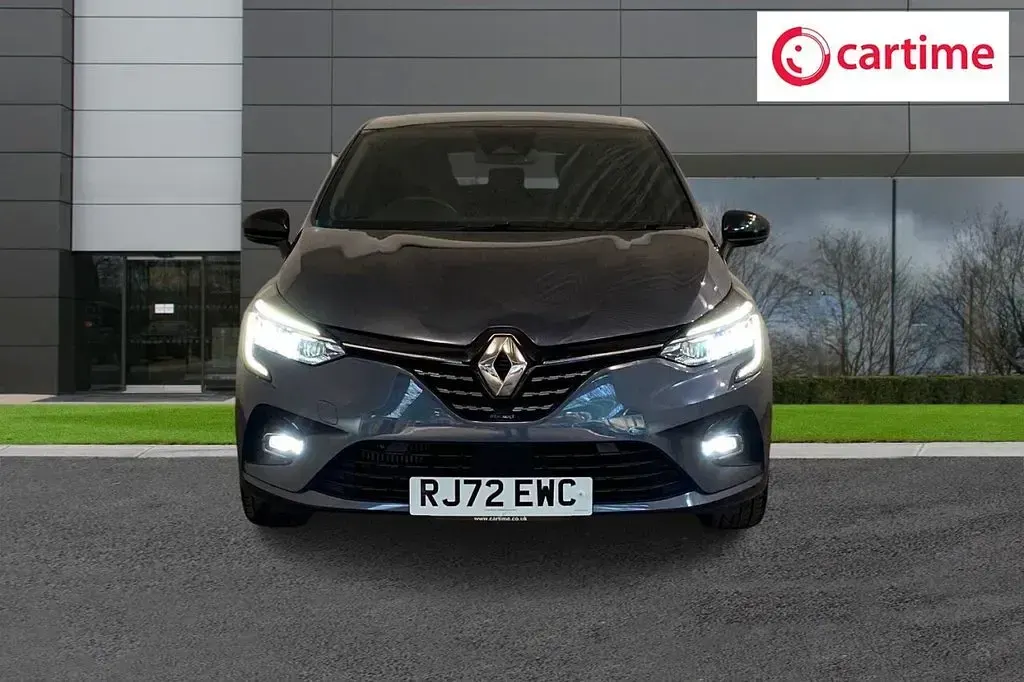 Used Renault Clio Techno 90 HP (66 kW) 2022 Grey Hatchback