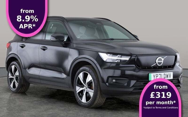 Used 2023 Volvo XC40 Plus SUV | £21,445 (Good price) - Image 1/3