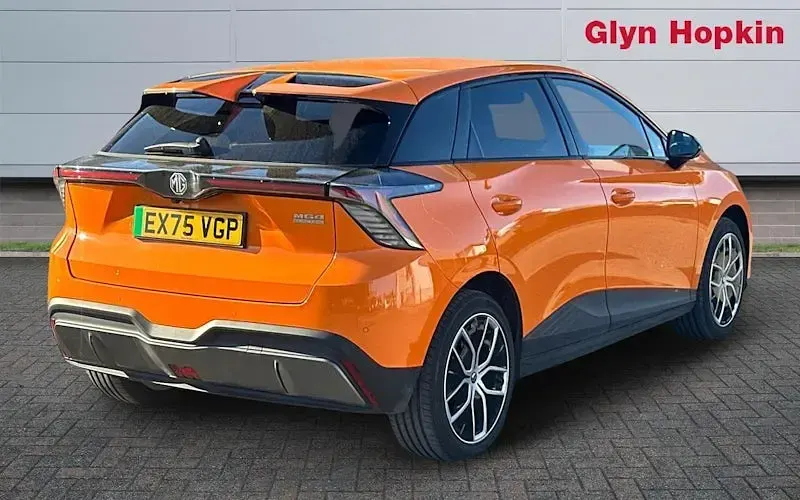 Used MG MG4 EV Trophy 319 kW (435 HP) 2025 Orange Hatchback