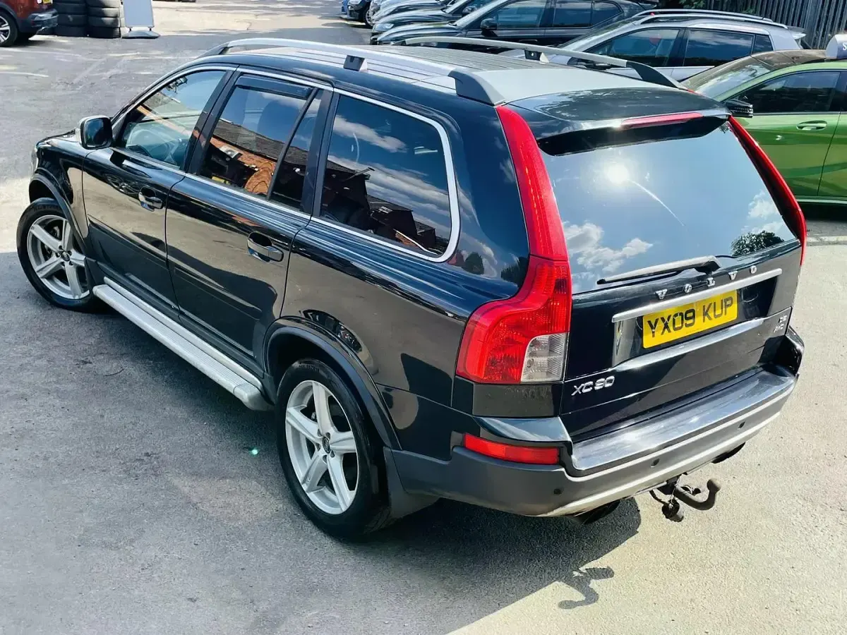 Used Volvo XC90 R-Design 163 HP (119 kW) 2009 Black SUV