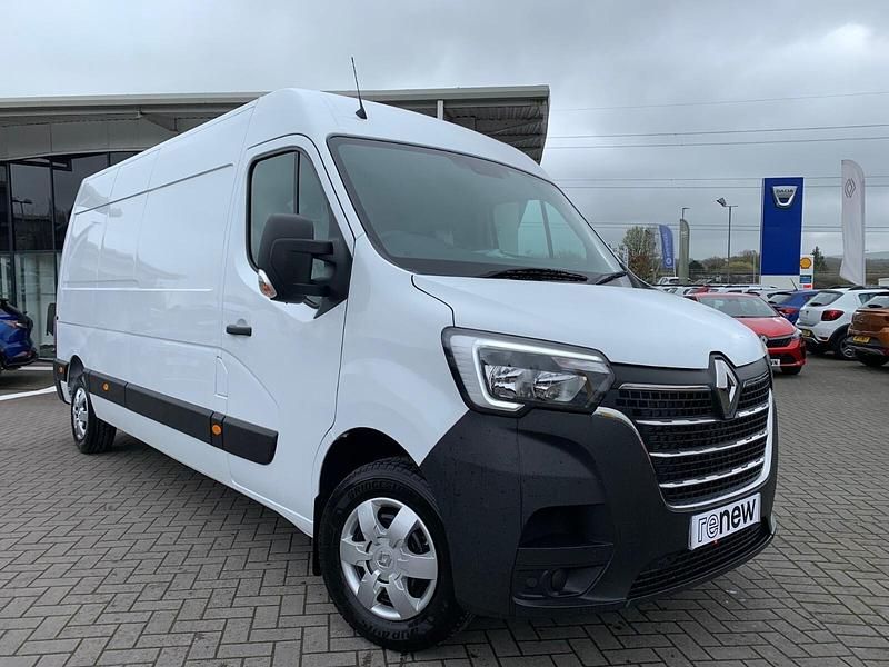 Used Renault Master 135 HP (99 kW) 2024 White  Van