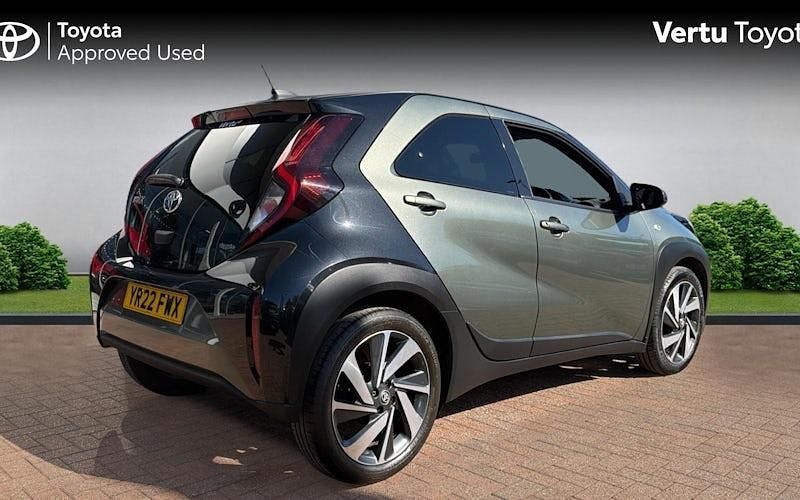 Usado Toyota Aygo X 72 HP (52 kW) 2025 SUV