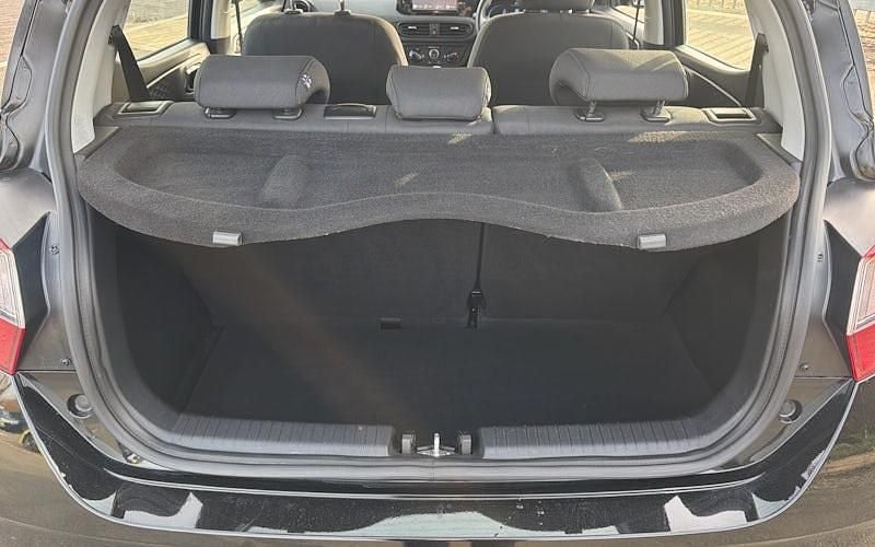 Used Hyundai i10 Advanced 84 HP (61 kW) 2025 Hatchback