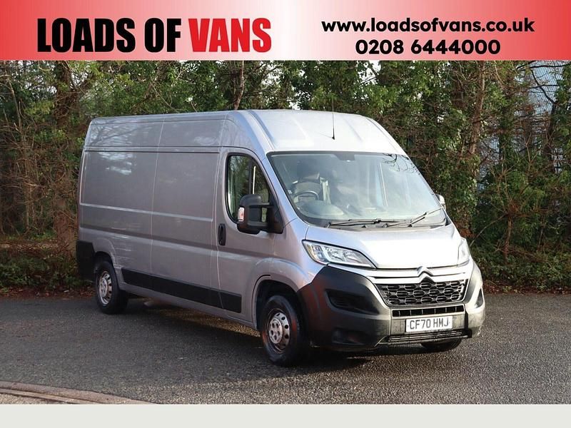 Usado Citroën Relay 140 HP (102 kW) 2021 Cinzento Van