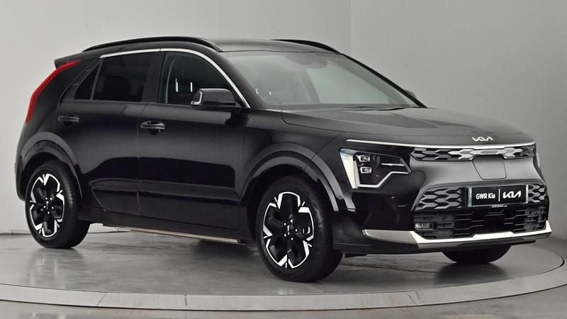 Black Used 2022 Kia e-Niro 2 SUV | £24,450 - Image 1/4